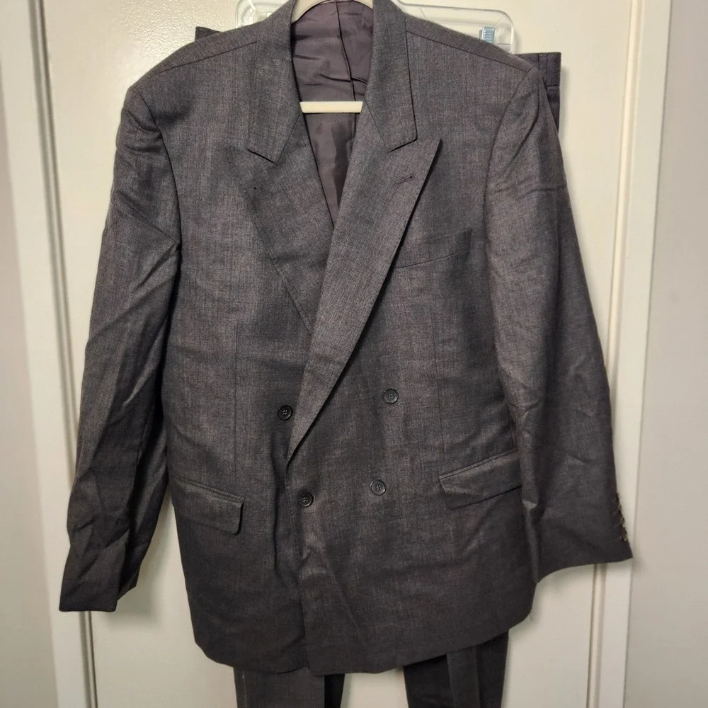 Bleiche Switzerland John Edward Mens Double Breasted Wool Suit 44R Pleats Cuffed